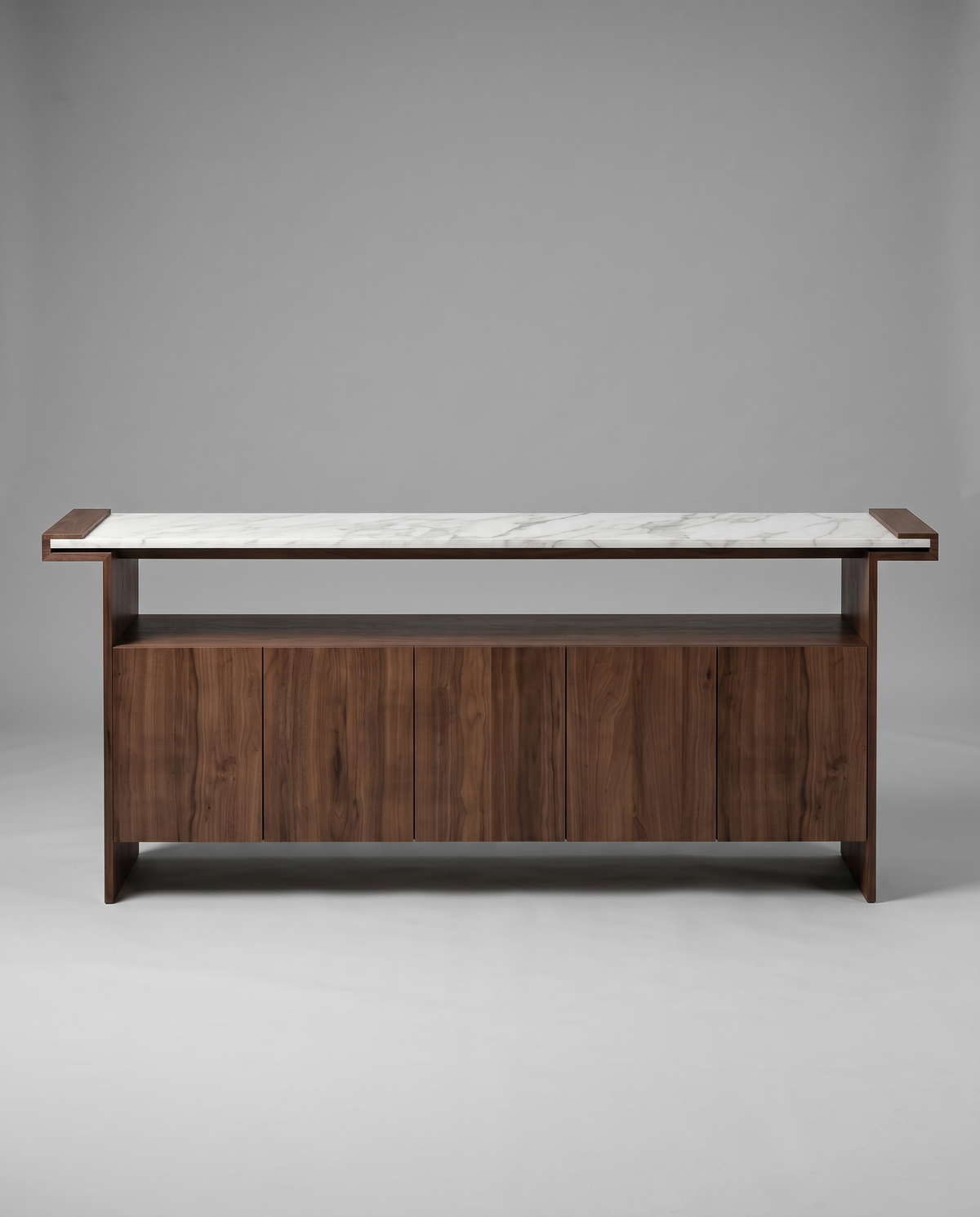 HO.LD Sideboard