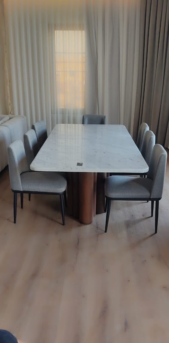 DE.CI piece in a customer home