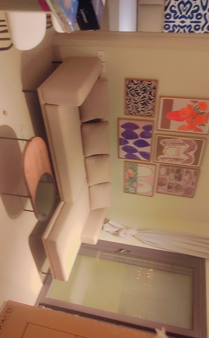 DE.CI piece in a customer home