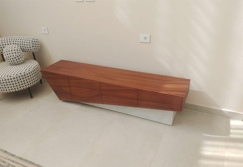 DE.CI piece in a customer home
